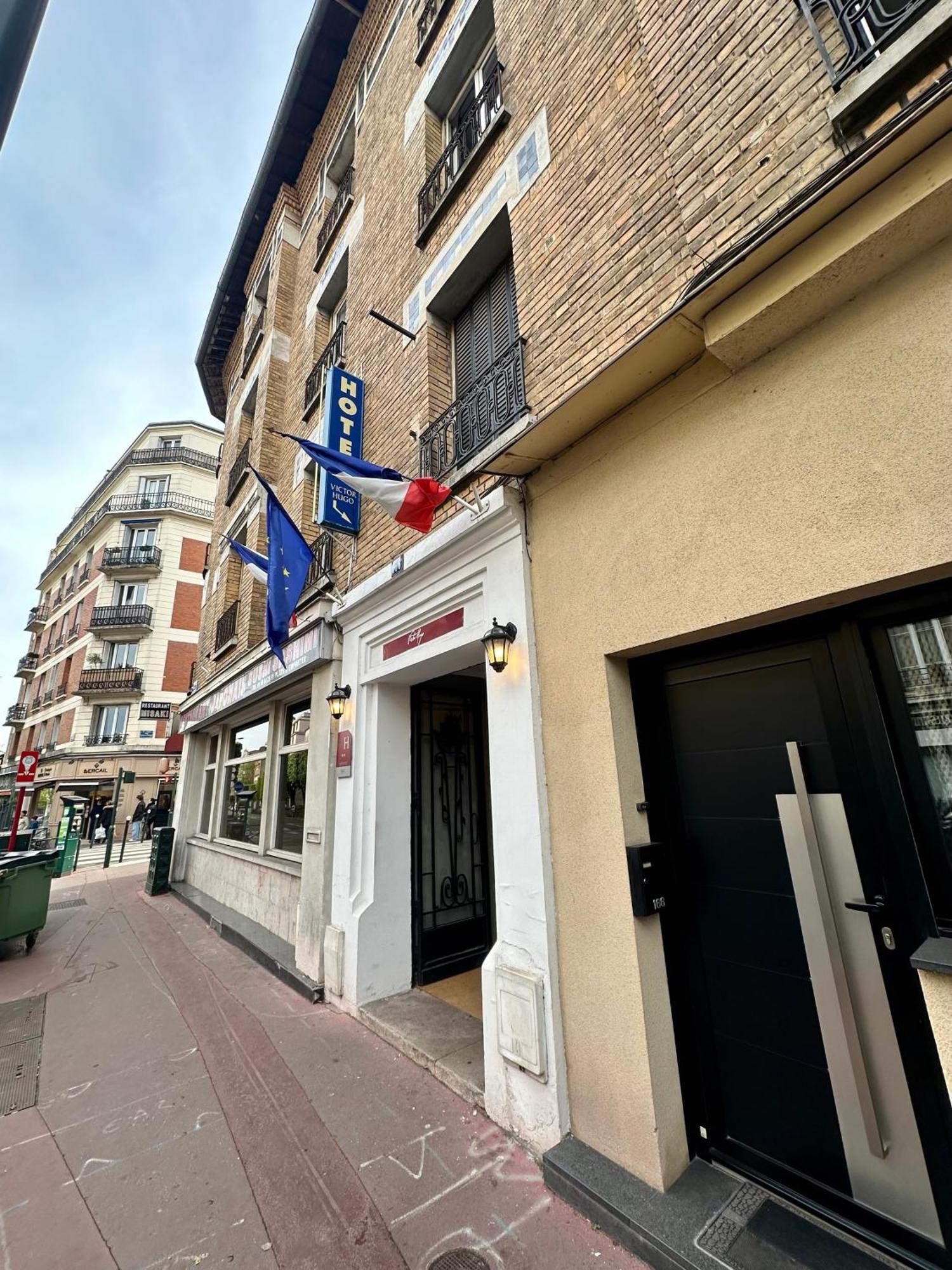 Hotel Victor Hugo Clamart Bagian luar foto